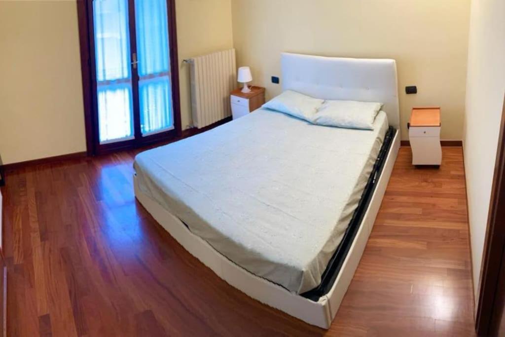 Apartment Center Of Милано Екстериор снимка