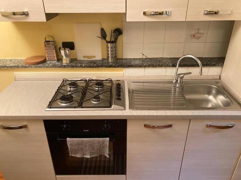 Apartment Center Of Милано Екстериор снимка